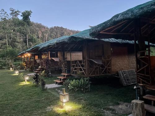 San Vicente Hotel | Back Trippers Inn