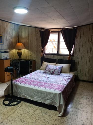 Oranjestad House | Backpack Cabin A12892