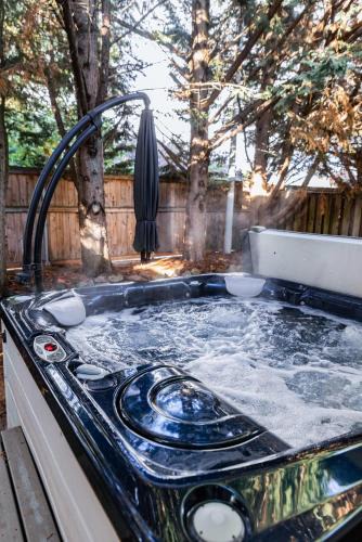 Vancouver House | Backyard hot tub for your family