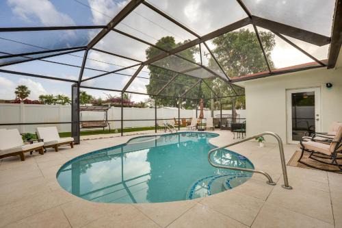 Lauderhill House | Backyard Oasis Fort Lauderdale Home Near Beach