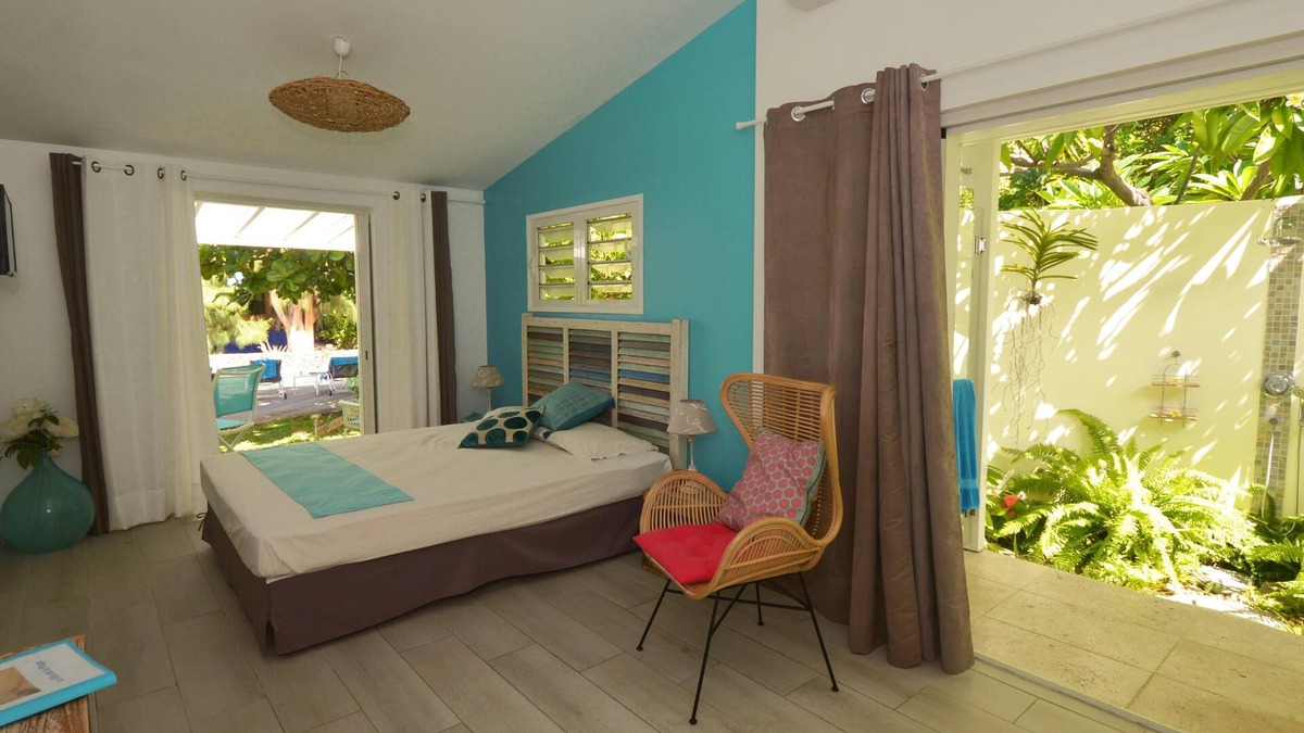 La Saline Les Bains Bed & Breakfast | Badamier room - sea view
