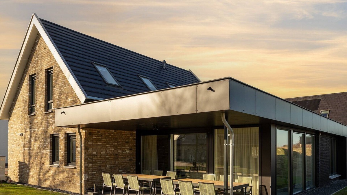 Municipality of Sluis House | Badhuis Wind Poolhome