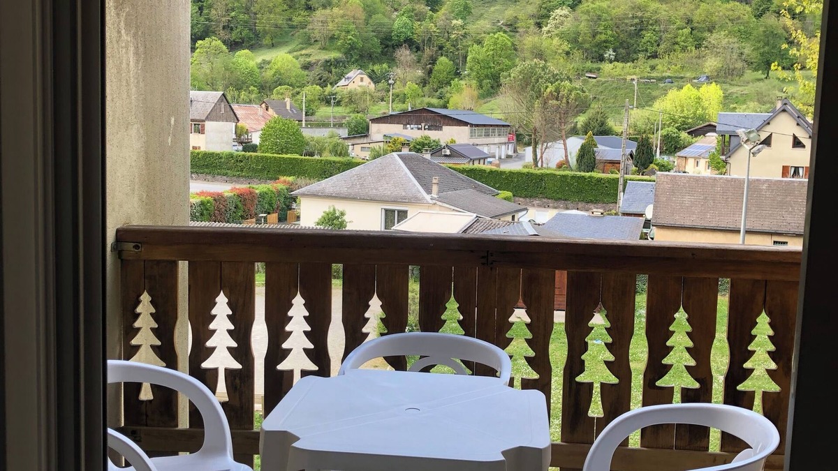 Bagneres-de-Luchon Apartment | Bagneres de Luchon, Résidence Avec Piscine