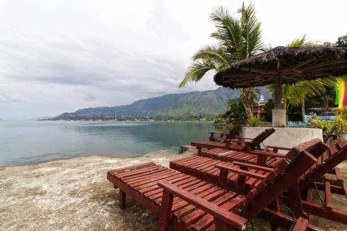 Tuk Tuk House | Bagus Bay Homestay