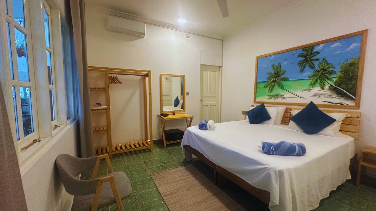 Himmafushi House | Bahaaru Villa Surf and Stay