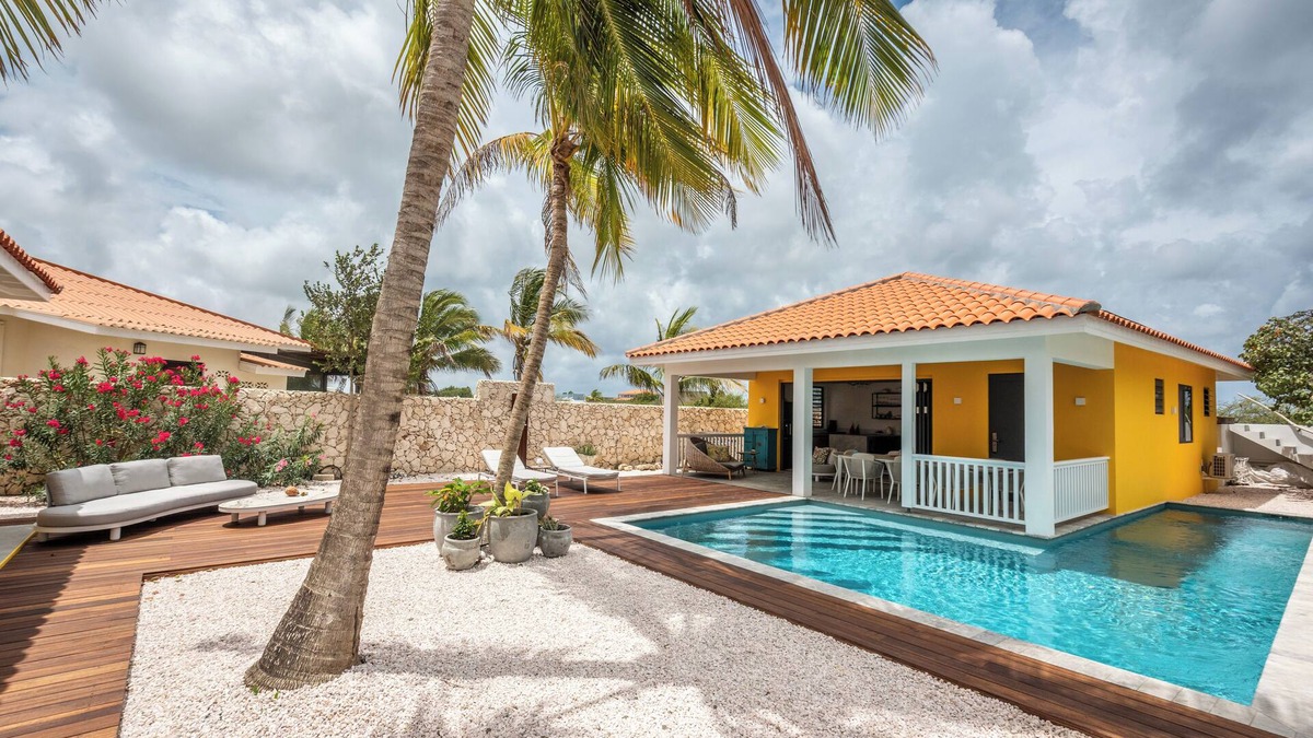 Hato Villa | Bahada di Solo - Luxurious Private Villa, Large Private Pool, Close to the Beach