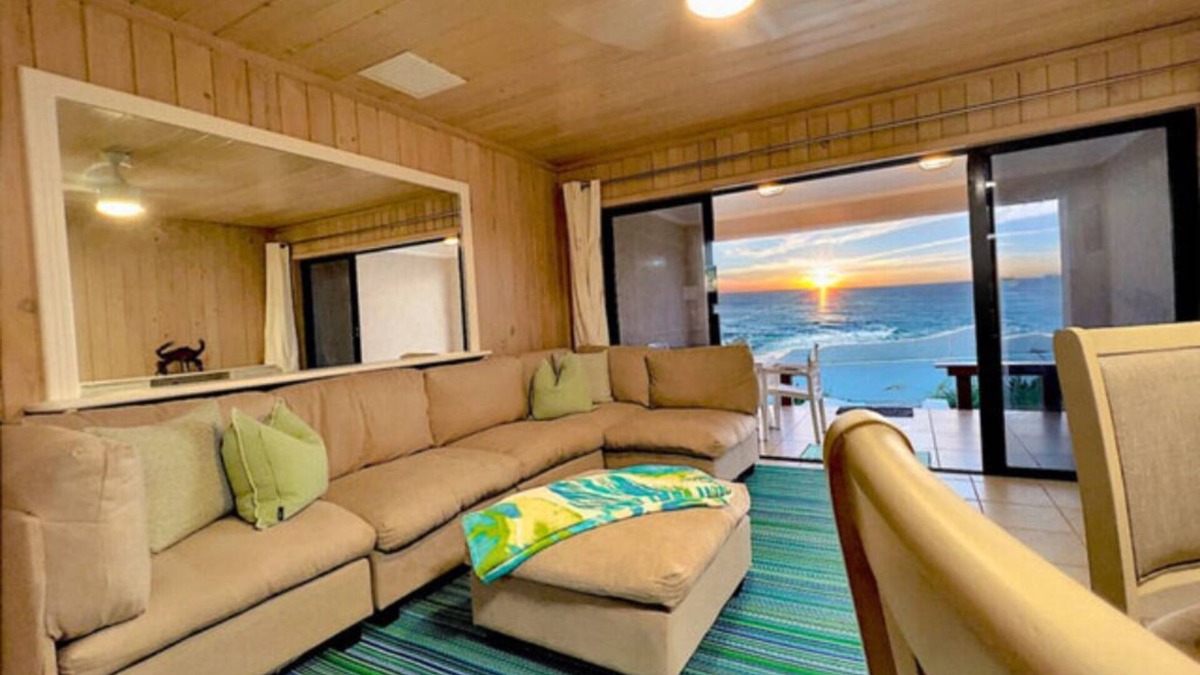 Man O War Cay Apartment | Bahama Breeze - Schooner's Landing