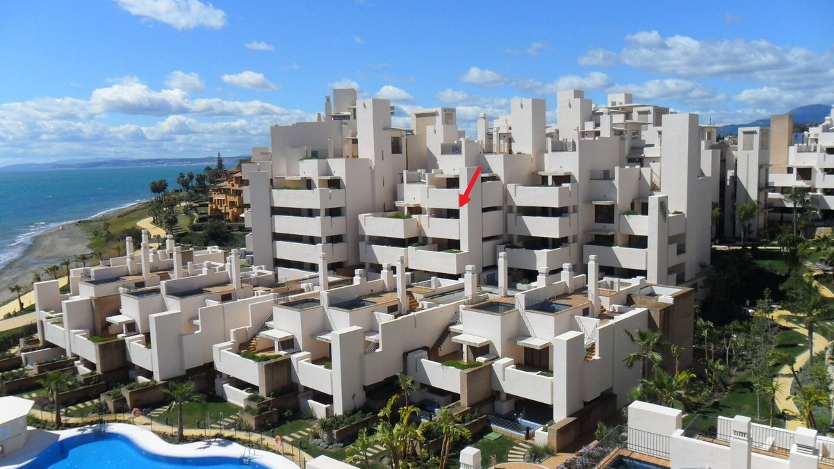 New Golden Mile Apartment | Bahia Beach Front Apartment - Close to Marbella - Free WiFi