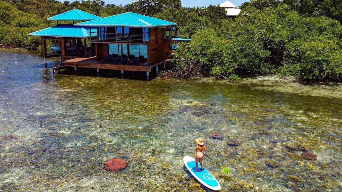 Punta Caracol Villa | Bahia Coral Lodge - EcoLodge Over the water