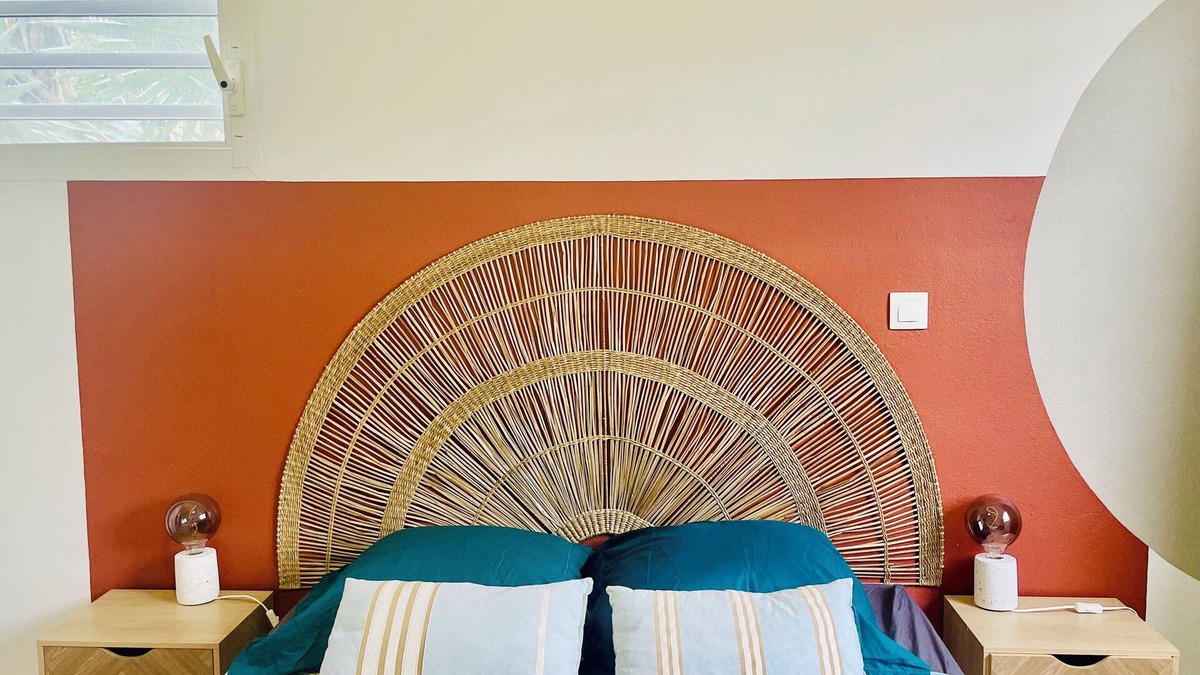 Cayenne Apartment | Bahia Garden- Bright, central, patio