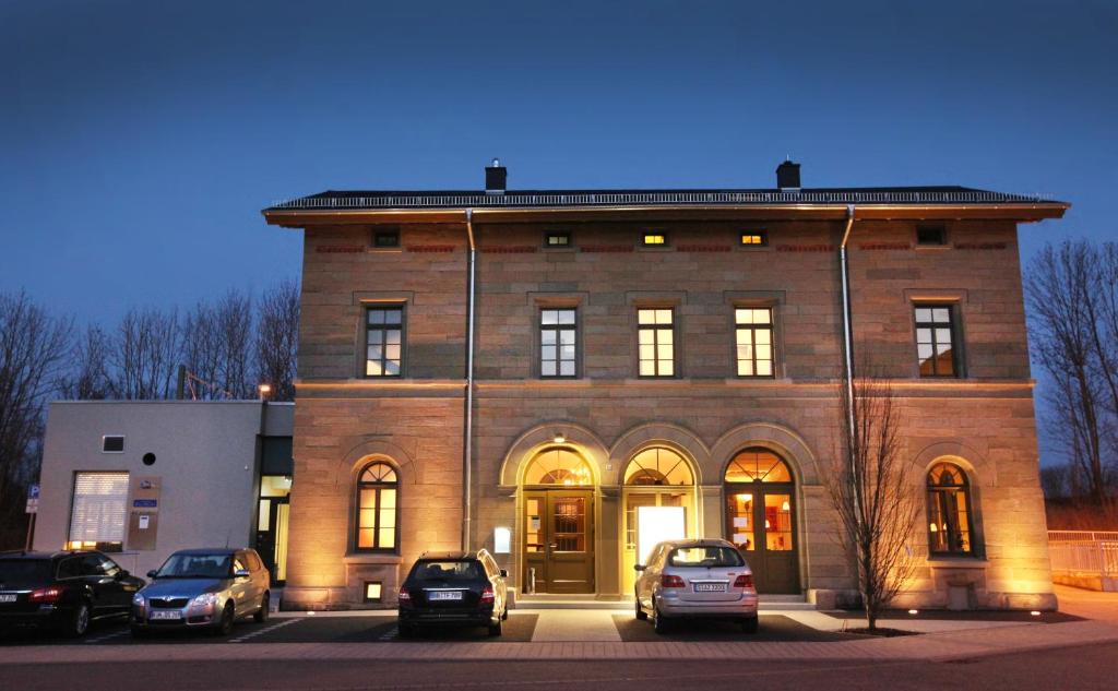 Bretzfeld House | Bahnhof Busch