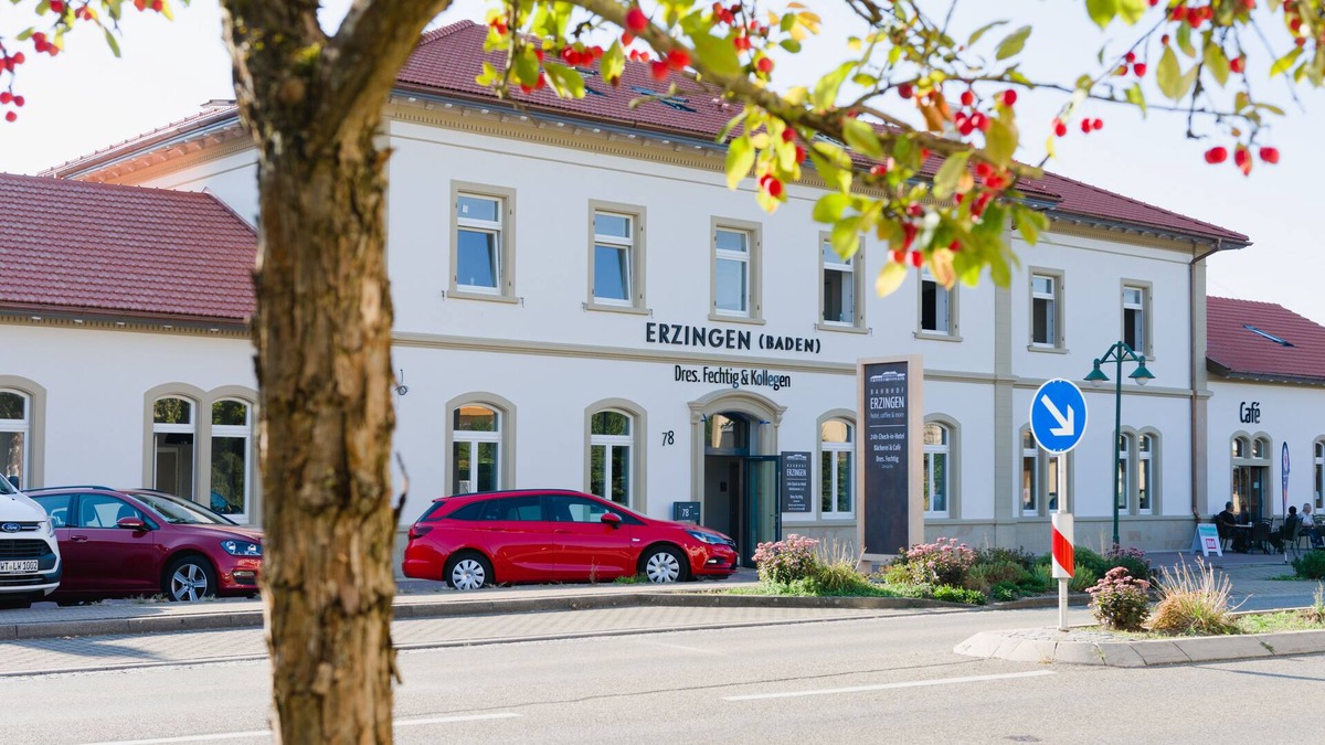 Klettgau Hotel | Bahnhof ERZINGEN hotel coffee & more