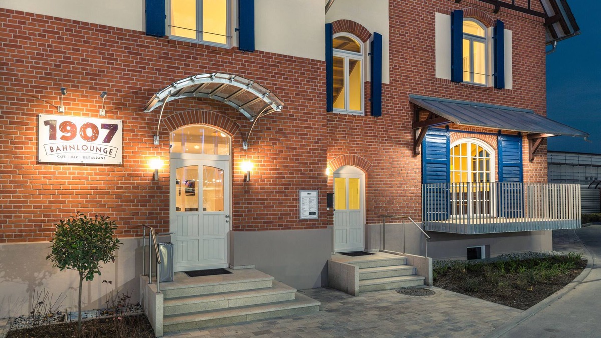 Neuenstadt am Kocher Hotel | Bahnlounge 1907