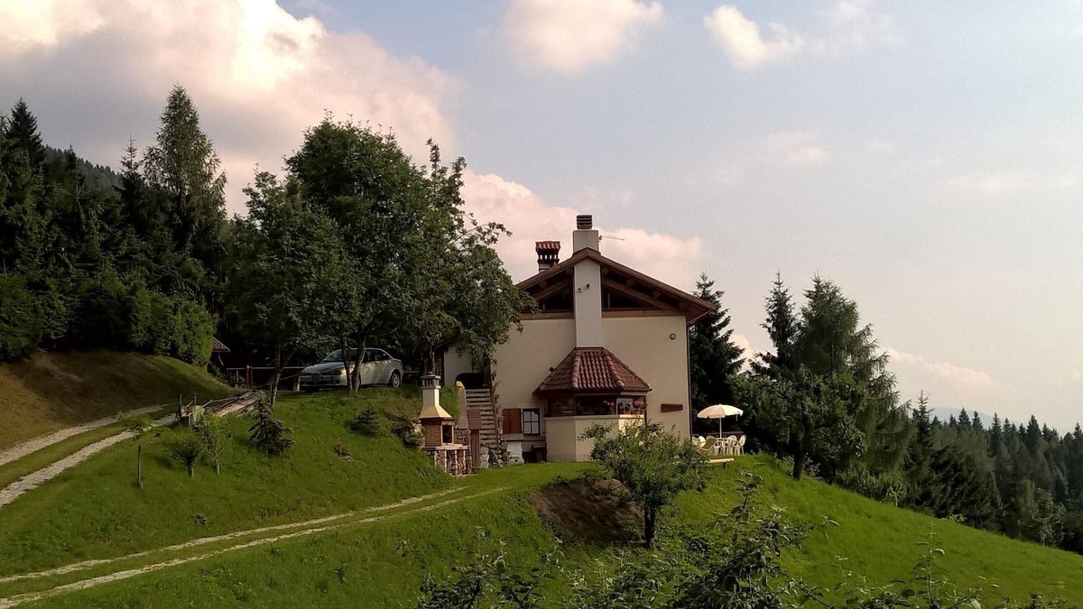 Sovramonte Ski Chalet | BAITA AGAZ . a stone's throw from heaven.