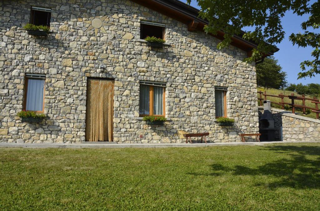 Adrara San Martino House | BAITA BELLAVISTA Affiliato Best-Incoming