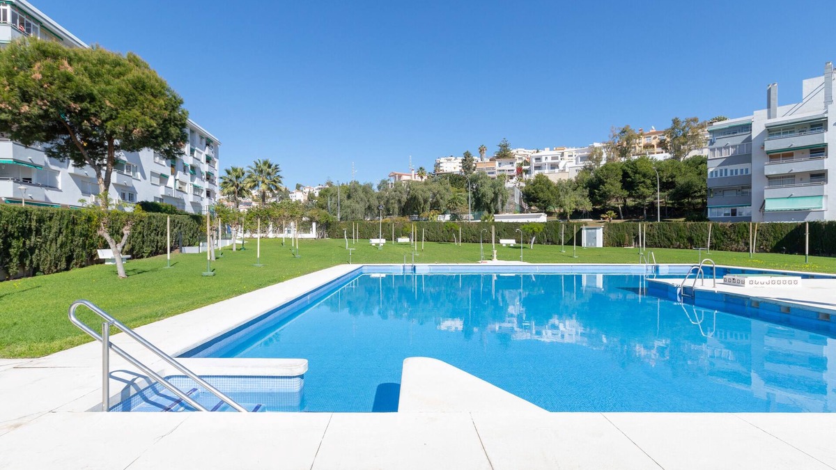 La Cala del Moral House | BAJAMAR DE CALAFLORES - Fabulous beachfront apartment - Free Wifi