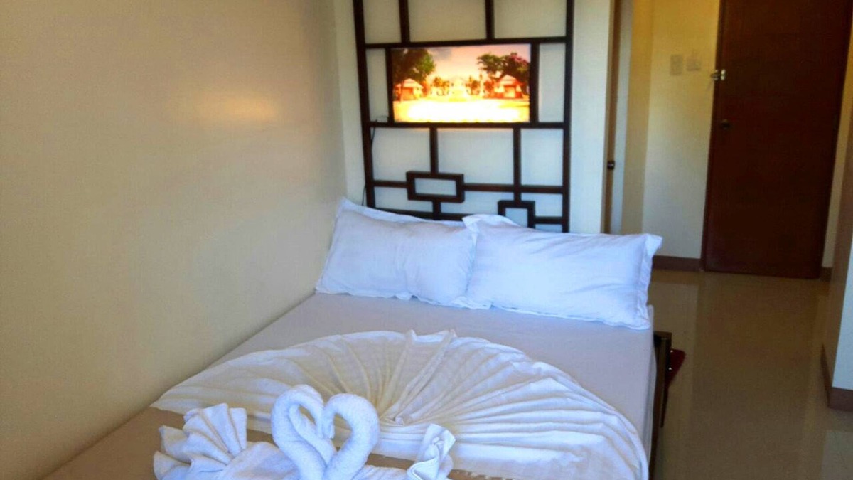 Laoag Hotel | Bakasyunan Inn Laoag