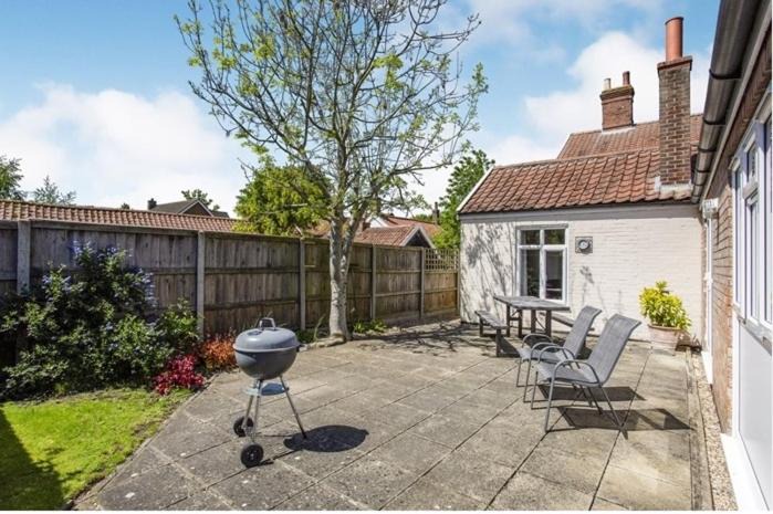 Great Ellingham House | Bakehouse