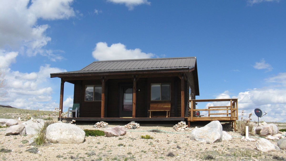 Clark Cabin | Baker Cabin Located In Scenic Clark, Wyoming.