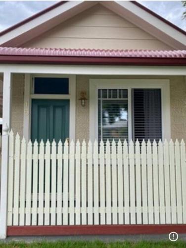Moyhu House | Bakery Cottage Moyhu