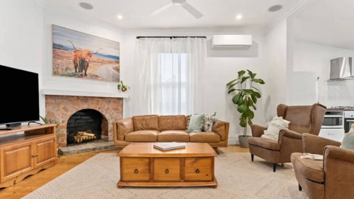 Ballarat East Cottage | BAL019 · Prairie Cottage—An Idyllic Ballarat Family Retreat