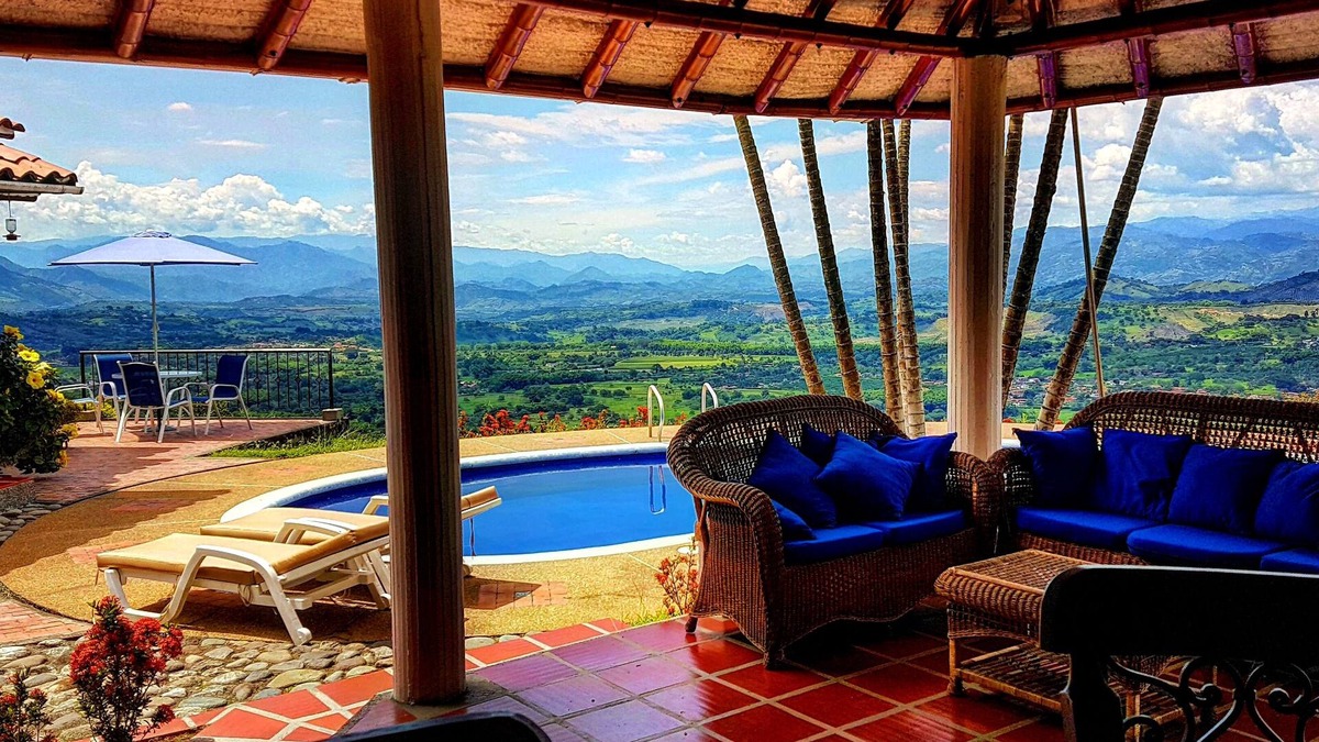 Palestina House | Balaguer Finca Boutique Rental