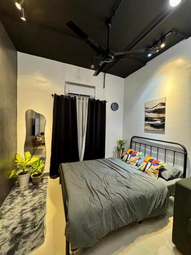 South Triangle House | Balay Dilag - Morato