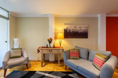 Santiago de Surco Apartment | Balconcito Peruano & AMPLIO 2 dormitorios