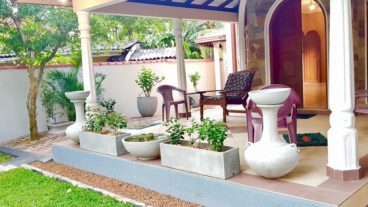 Aluthgama House | Balcony room, vacation water sportsFrom 20 €, 1.5km, beach & swimming, 2 person from 3 0 €