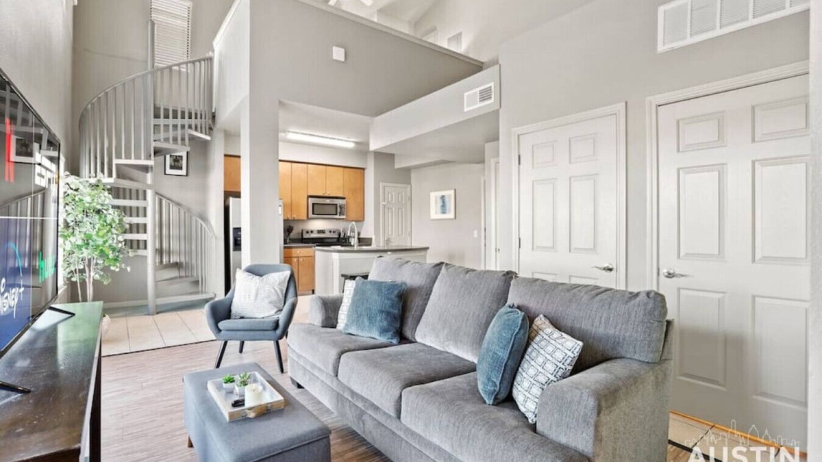 West Campus Apartment | Balcony Skyline View + Spiral Staircase + Near UT!