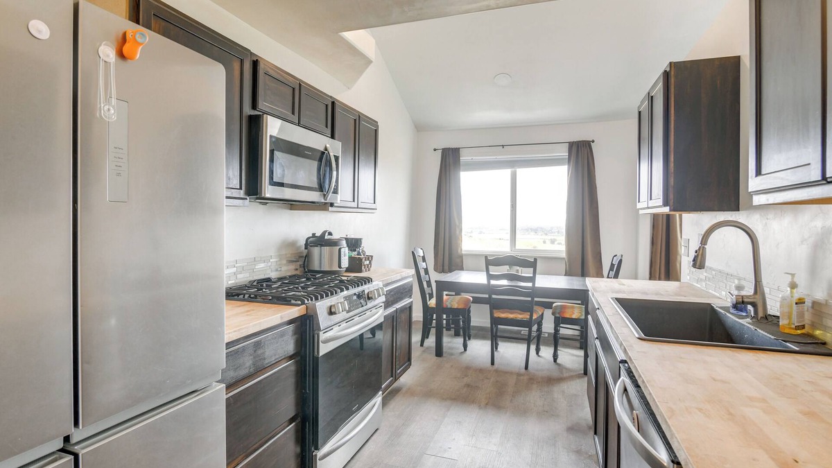 Idaho Falls Apartment | Balcony & Stunning Views: Airy Apt in Idaho Falls