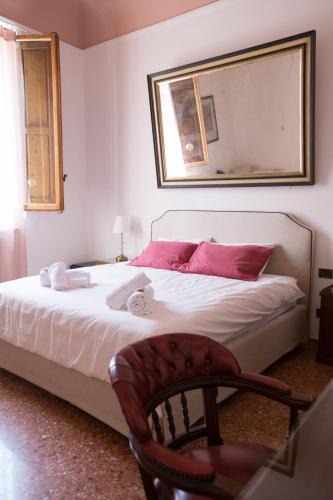 Ricorboli House | Baldovini Home Stay, Close to the city center