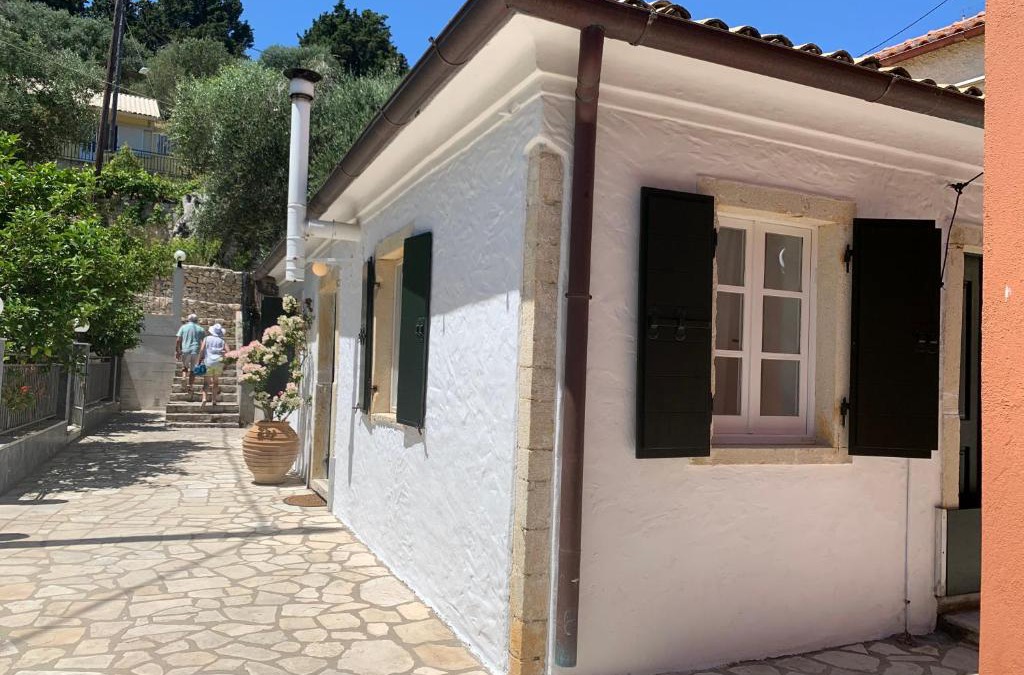 Lakka House | Balela's