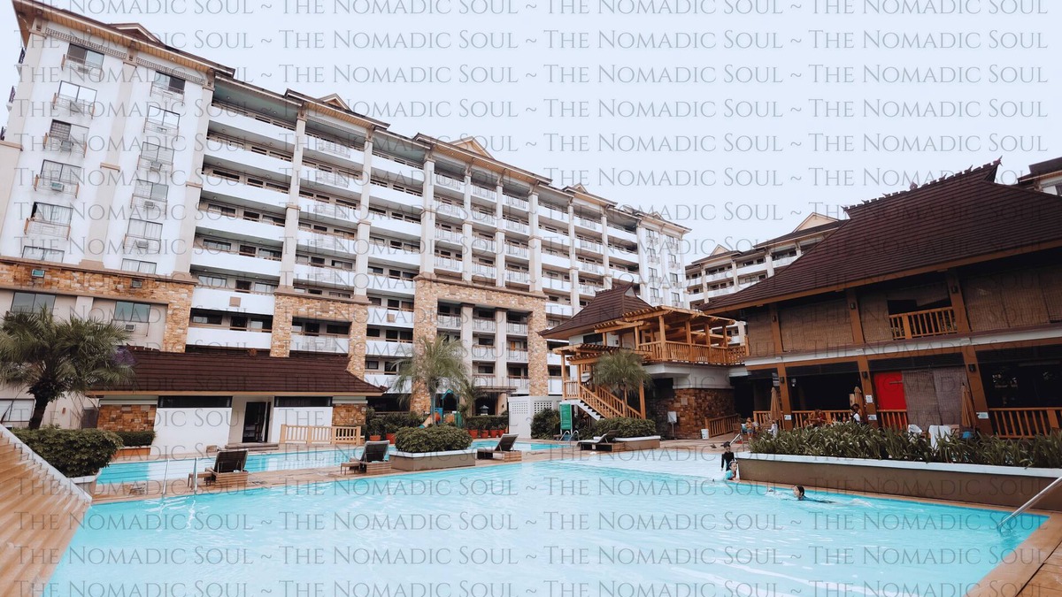 Santolan Condo | Bali-Inspired 2BR Condo with Netflix, Pool, Gym & Mall Access