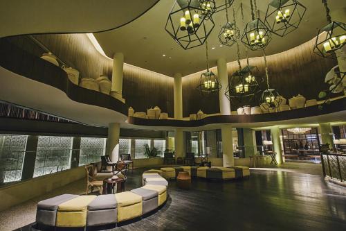 Bukit Hotel | Bali Paragon Resort Hotel