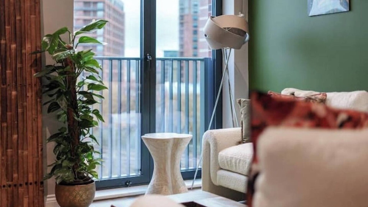 Holbeck Apartment | Balinese Escape - 2Bed 2Bath Leeds Centre and Stadium