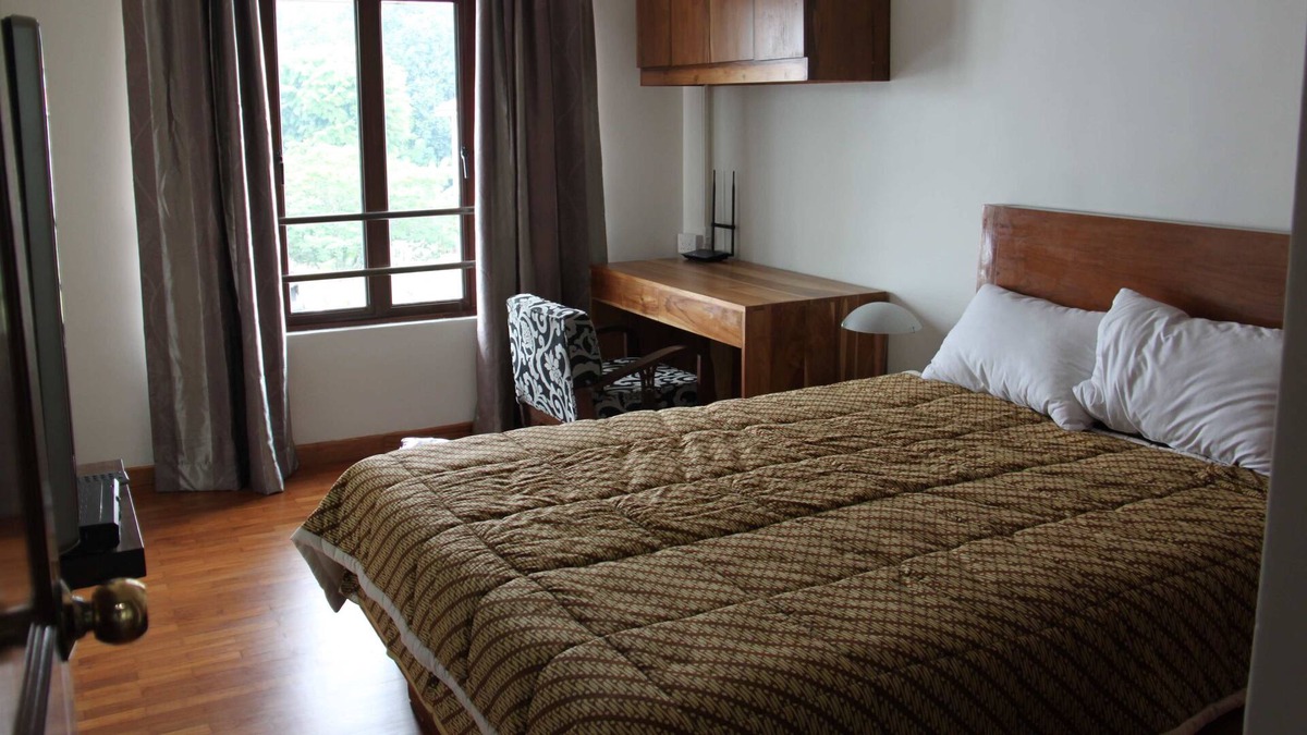 Central Water Catchment House | Balinese Room for rent