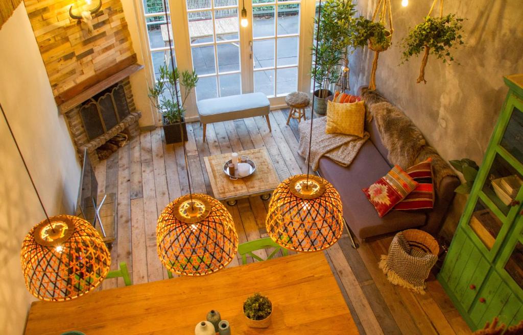 Velsen-Zuid House | Balistyle guesthouse incl Hottub near Amsterdam and Haarlem