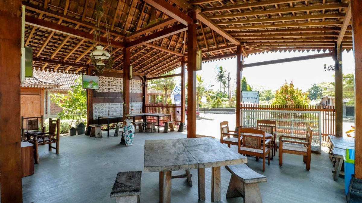 Borobudur Hotel | Balkondes Duta Menoreh