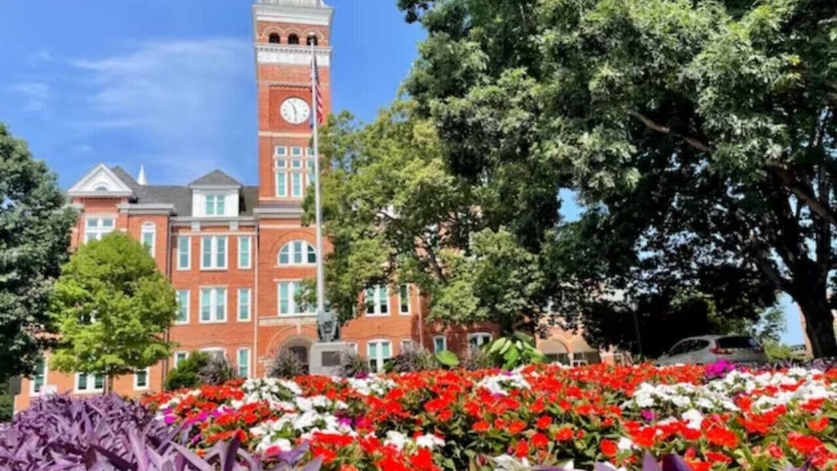 Clemson Apartment | Ballgame Bungalow, Entire 2BR/2BA Apt in Clemson