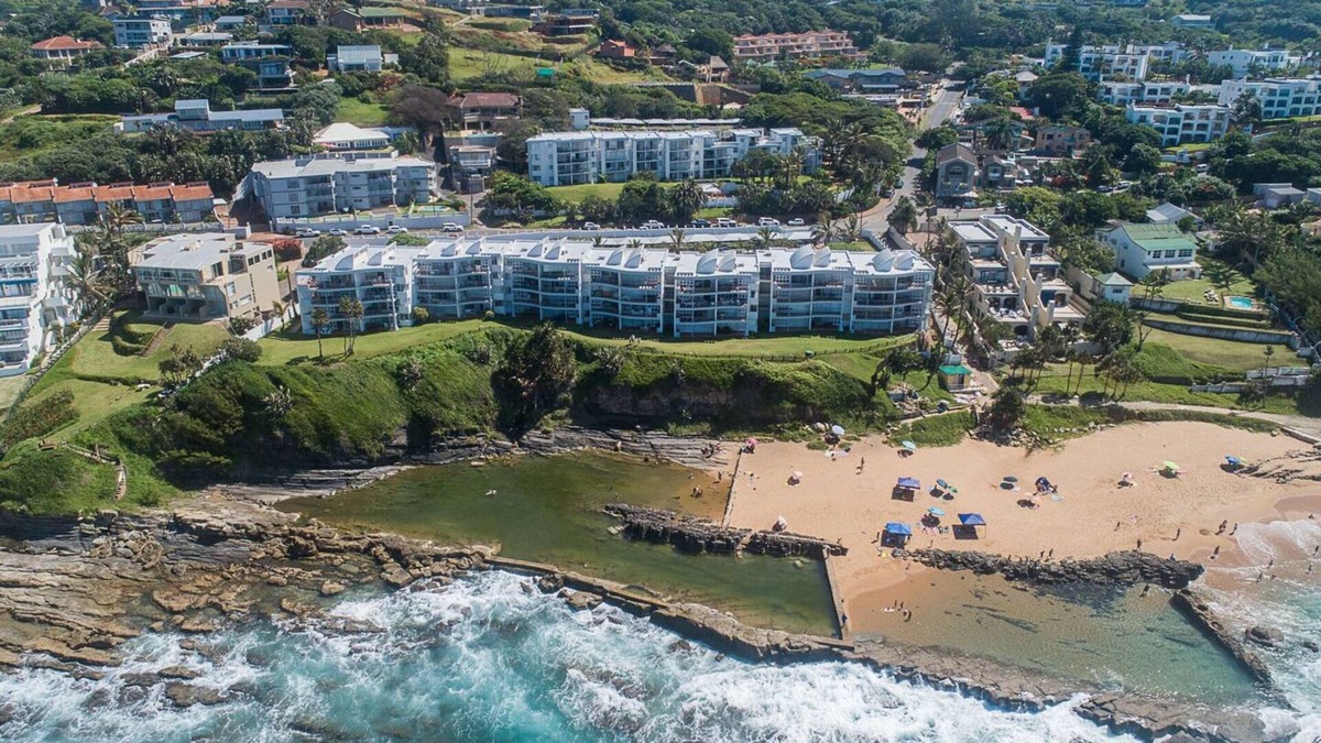 Shaka's Rock Apartment | Ballito Beachfront Retreat - No Loadshedding