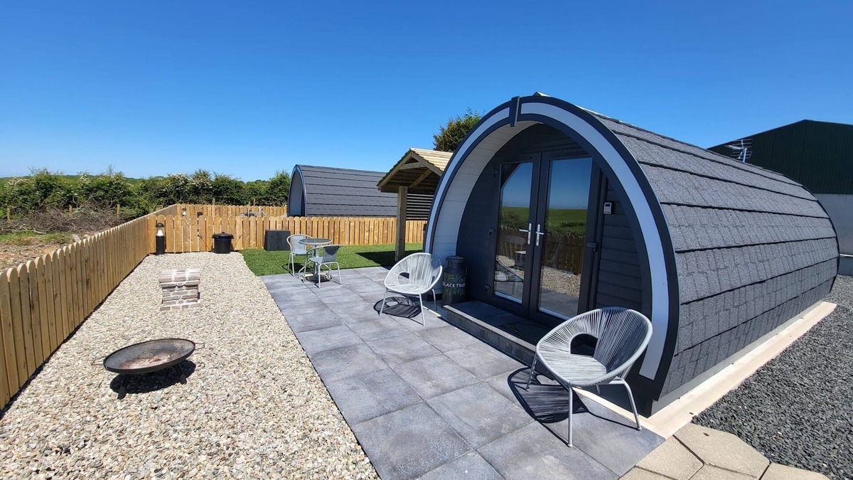 Bushmills Cabin | Ballyhemlin Pods - Blackthorn