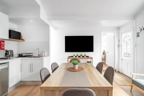 Balmain House | Balmain Beauty with Spacious Garden