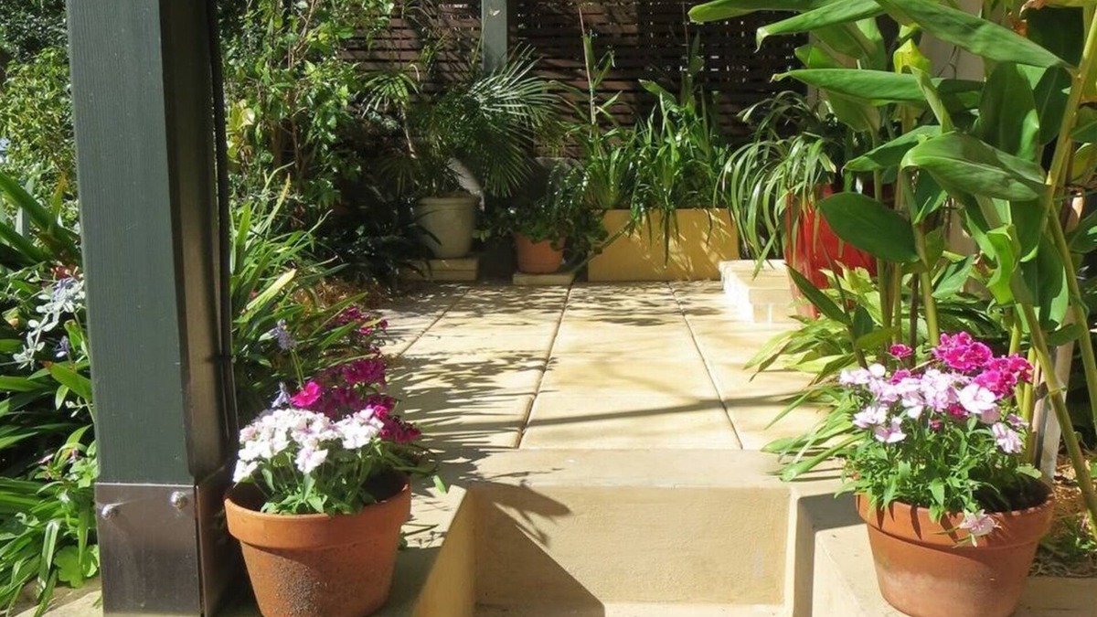 Balmain East Apartment | Balmain Garden Apartment