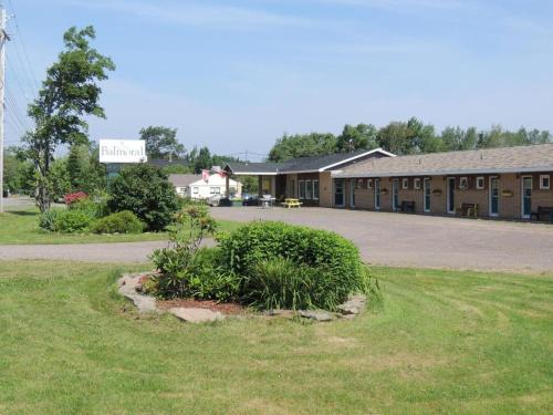 Tatamagouche Hotel | Balmoral Motel