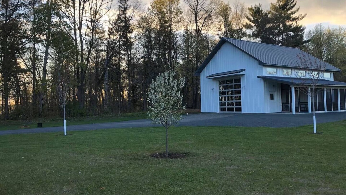 Balsam Lake Cabin | Balsam Lake modern shed cabin + sauna + outdoor shower