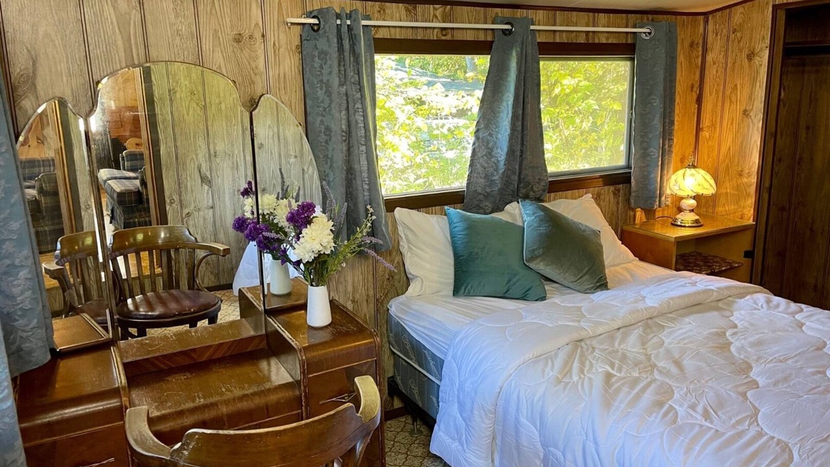 Rosedale Cottage | Balsam Lake Villa Cottages: 3-Bedroom Cottage #3