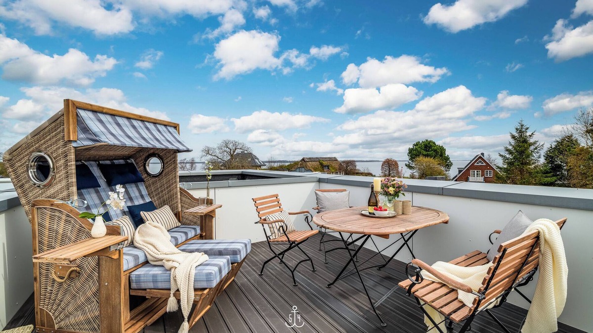 Bockholm House | Baltic View - sea view, roof terrace, beach chair, barbecue, infrared sauna, shower
