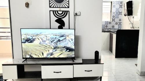 Aundh Apartment | Bamboo Stays Premium 2bhk with Kitchen