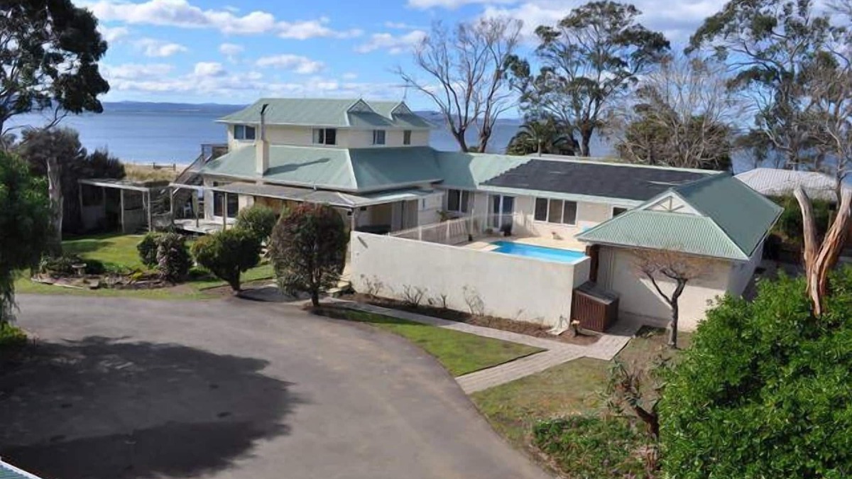 Lauderdale House | Bambra Reef Lodge, Lauderdale